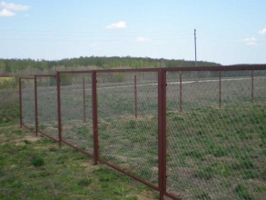Забор из сетки рабицы в натяг секционный 12 метров фото в Лукоянове